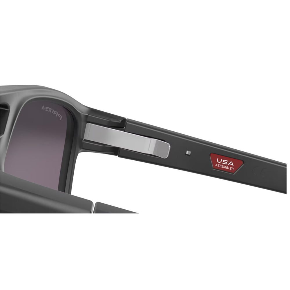 Latch Beta Sunglasses Matte Black w PRIZM Grey Len